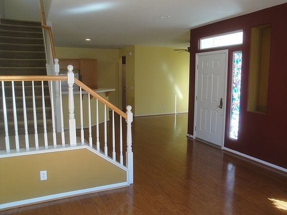 2nd image of 2331 Nightshade Ln
