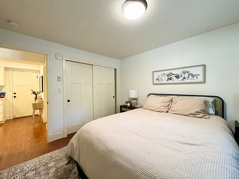 1707 Taylor Ave N — Photo 11