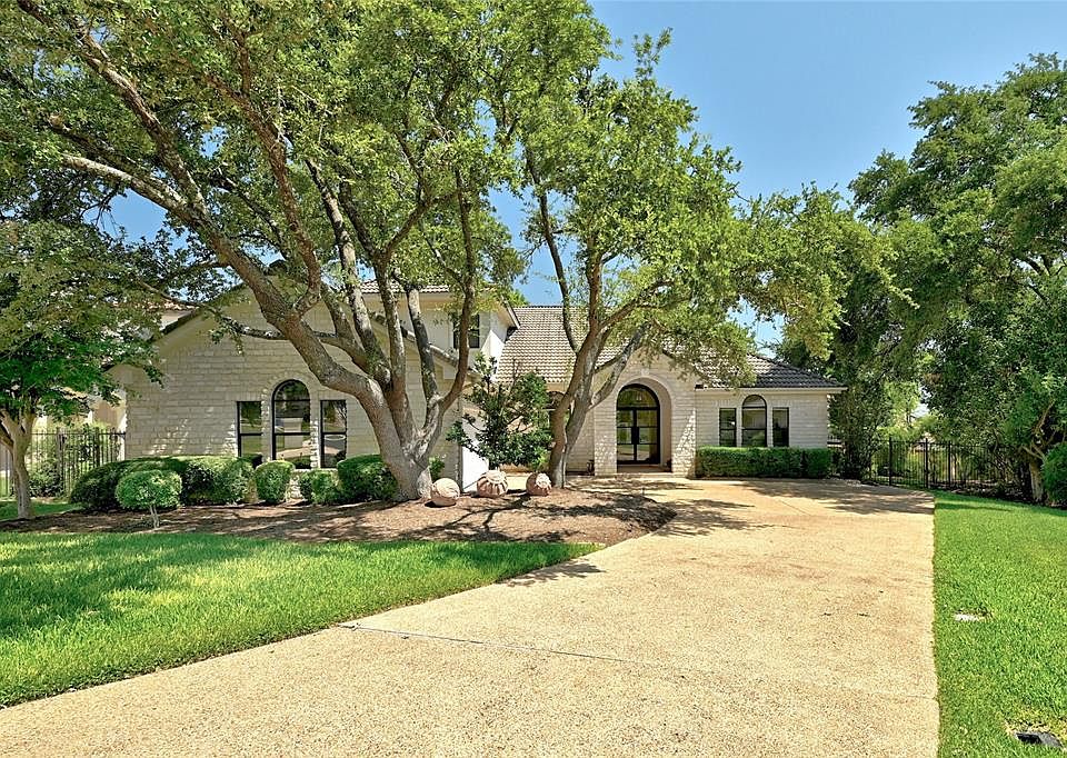 37 Glen Rock Dr, The Hills, TX 78738 MLS 8338869 Zillow