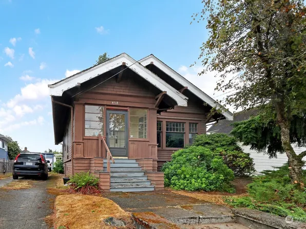 4518 Corliss Avenue N, Seattle, WA 98103