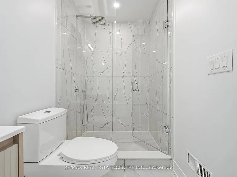 11 Bentley Dr #MAIN — Photo 43
