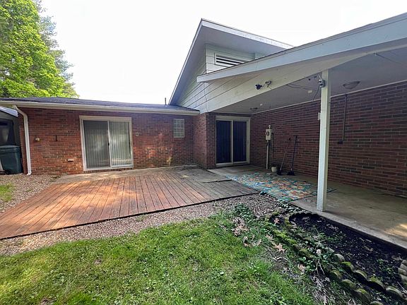 2nd image of 474 Diane St