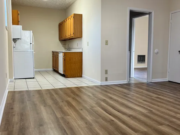 512 Crescent Dr #1, Greeneville, TN 37743