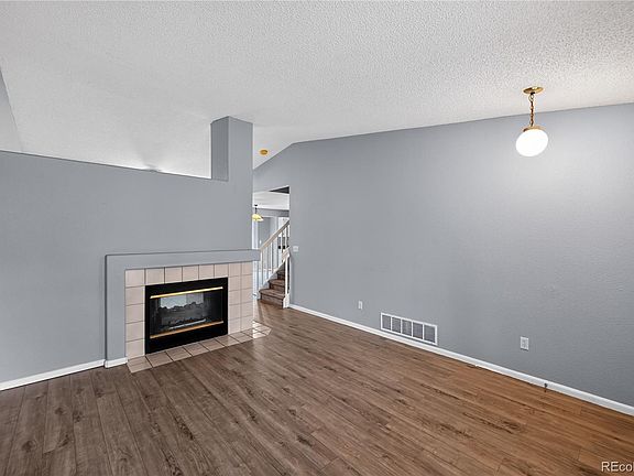 5th image of 10452 Hyacinth Street