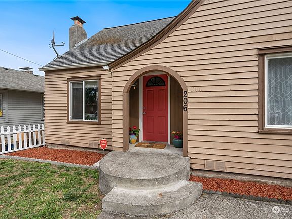 5th image of 206 S 8th Avenue