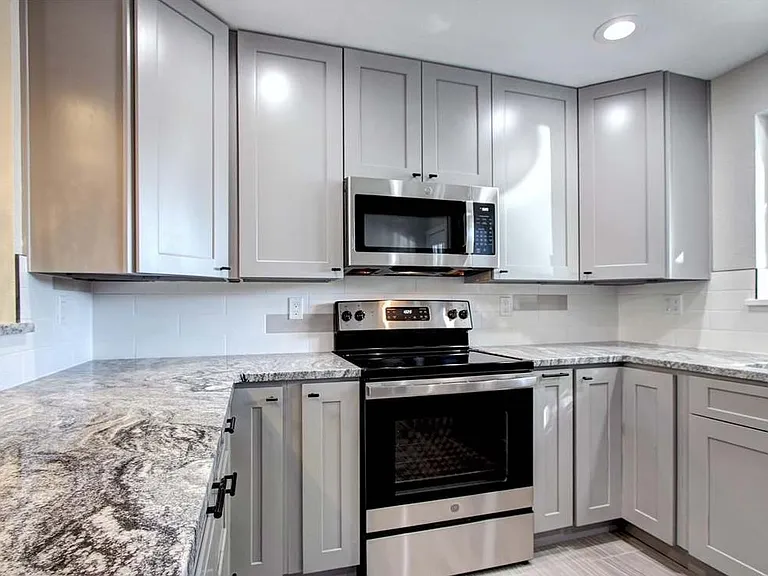 4214 N Pecos St — Photo 21