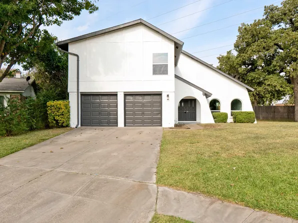 3152 Woodbridge Dr, Bedford, TX 76021