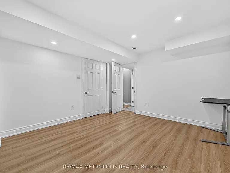 337 Old Harwood Ave #BASEMENT — Photo 15