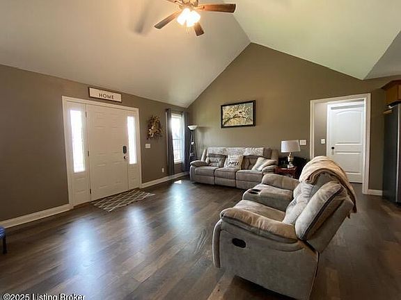 3rd image of 112 Rockton Ct