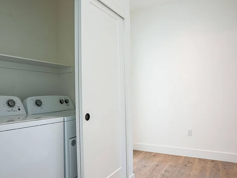150 Rothrock Pl — Photo 46