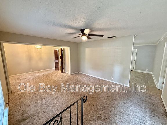 5th image of 2016 Cathedral Way