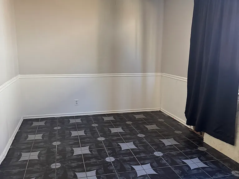 4483 Vegas Valley Dr — Photo 5