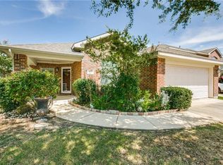 312 Chinaberry Ln, Fate, TX 75087
