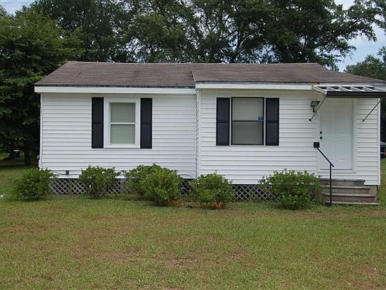 1st image of 3033 Burkit Ln