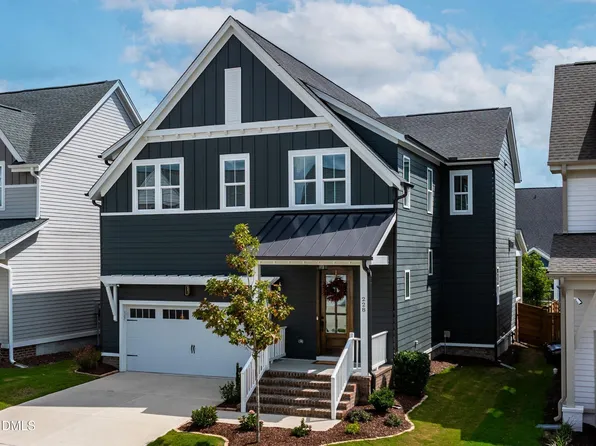 228 Wash Hollow Dr, Wendell, NC 27591