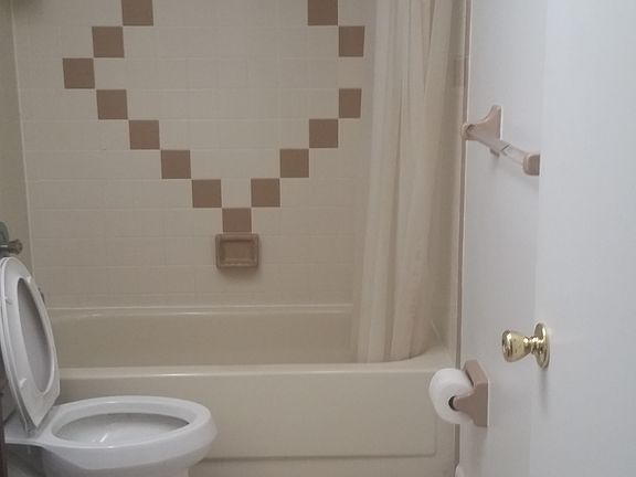 5th image of 633 S Palmetto Ave #2030