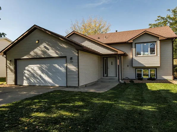 505 9th Ave NW, Byron, MN 55920