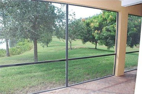 8500 Colony Trace Dr — Photo 2
