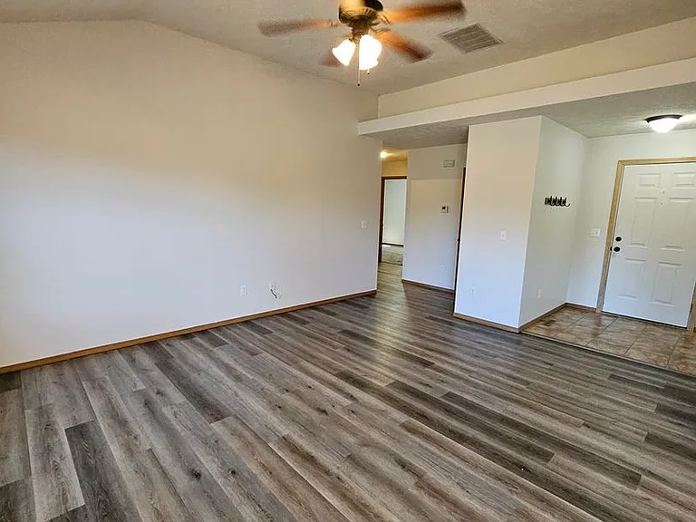 508 Rustic Rdg — Photo 5