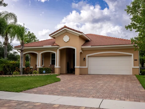 6820 Osage Circle, Greenacres, FL 33413
