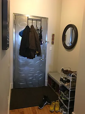 Rented by City Vista Inc | media 9