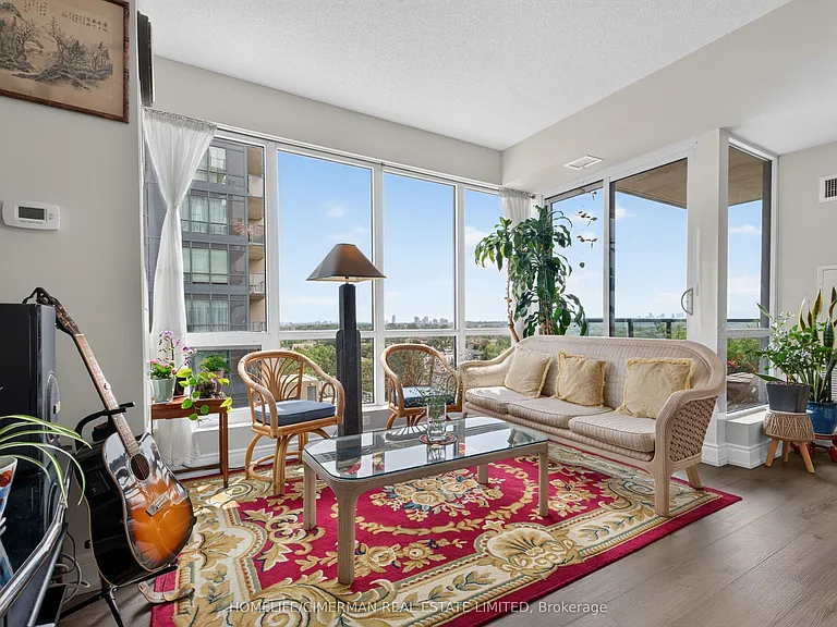 9090 Yonge St #1010 — Photo 4
