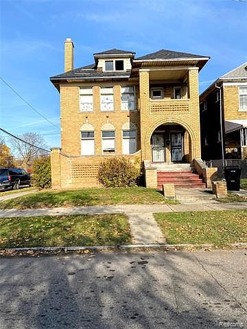 1st image of 2746 Clements St