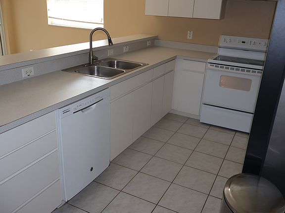 4th image of 3311 W Marcum St