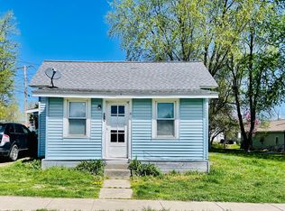 318 E Griggsville St, Pittsfield, IL 62363