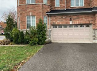 83 Lewis Honey Dr, Aurora, ON L4G0J3
