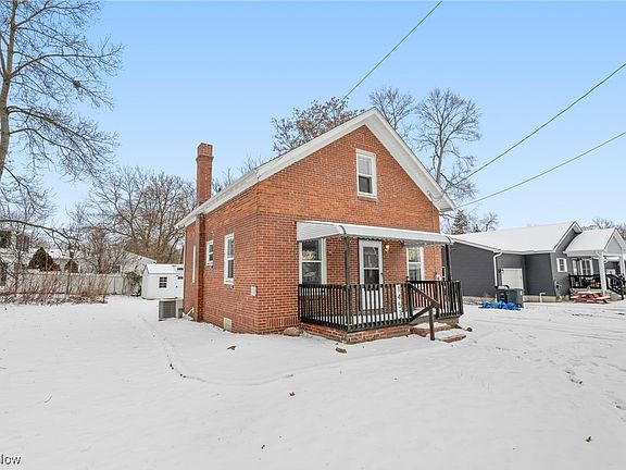 5th image of 1453 Woodbirch Ave