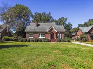 904 Sunset Cir, Dalton, GA 30720