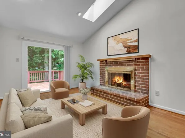 285 Shakespeare Dr, Severna Park, MD 21146