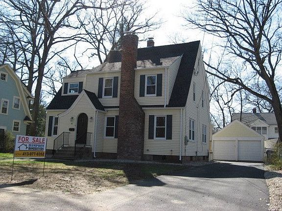 42 Wexford Front & 2 Car Garage