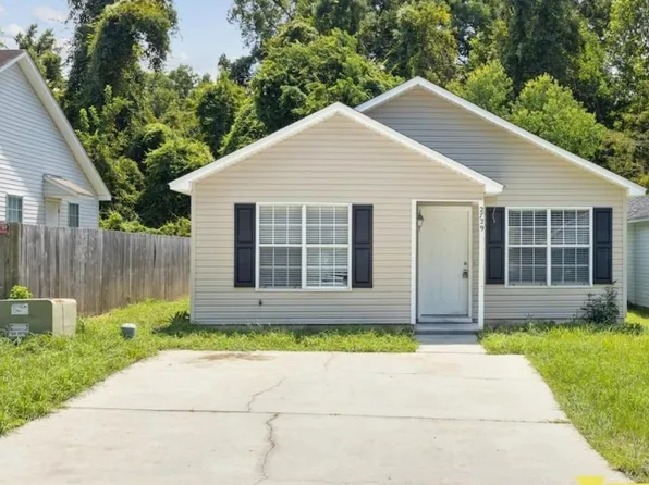 2729 Oak Park Ct, Tallahassee, FL 32308