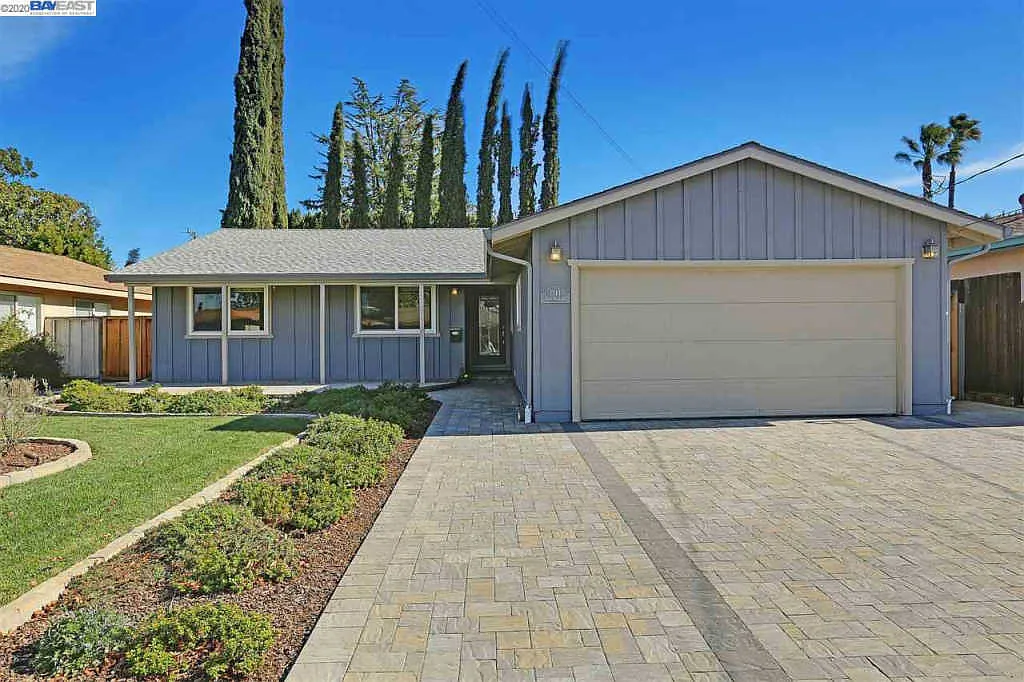 1344 Saint Mary Dr photo 1