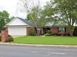128 Robison St, Guntown, MS 38849