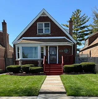8718 S Peoria St — Photo 1