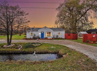 5296 Onaway Rd, Indian River, MI 49749