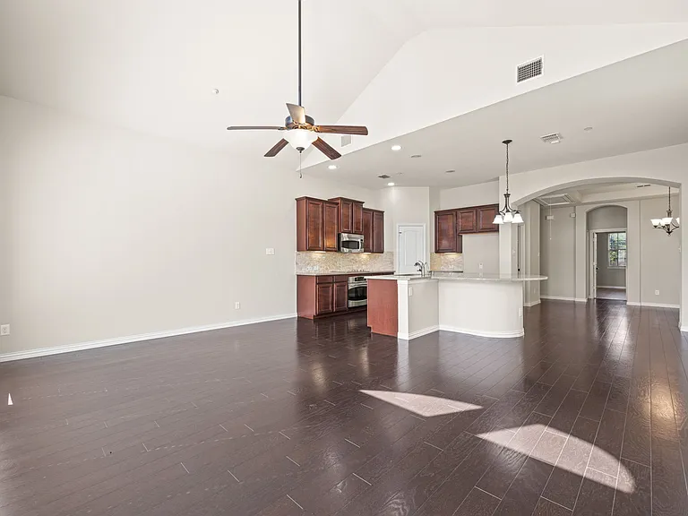 Family/Kitchen/Dining Areas