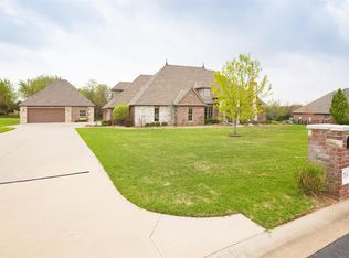 2114 Chiswick Rd, Edmond, OK 73034