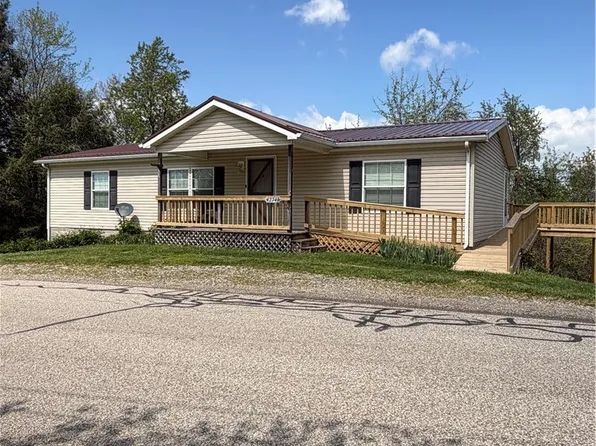 42741 Long Ridge Rd, Clarington, OH 43915
