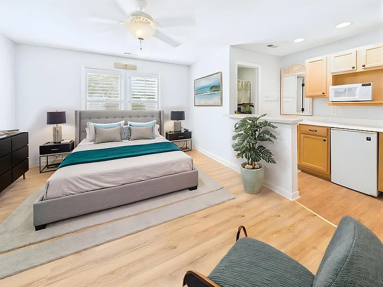 3350 Club Villas Dr #1303 — Photo 11