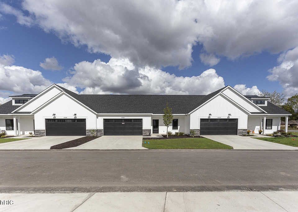 1st image of 6618 Sheldon Crossing Dr #20
