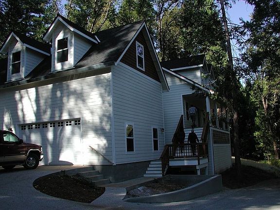 Front & 2 Car Garage