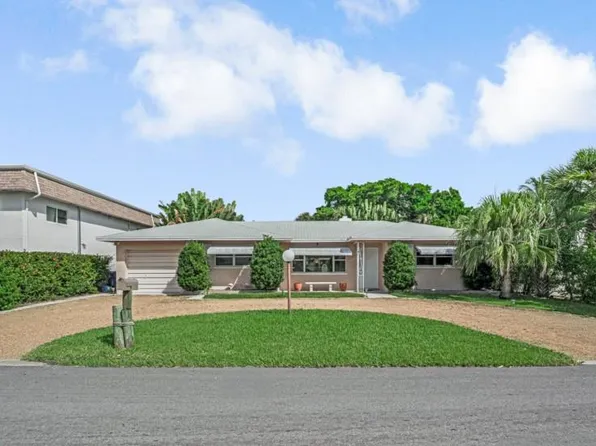 1122 Beach Road, Singer Island, FL 33404