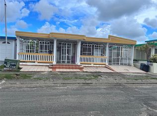 65-28 Inocencio Cruz, Carolina, PR 00985