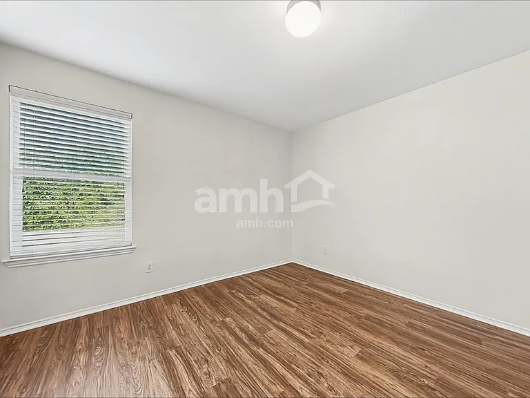 48 Daisy Dr — Photo 18