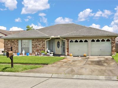 2121 Sugarloaf Dr, Harvey, LA, 70058