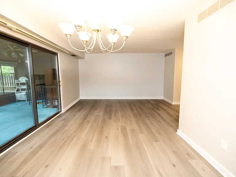10265 Windstream Dr — Photo 31